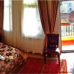Sultan's 3*