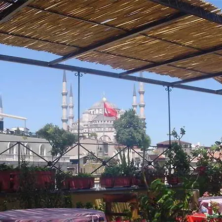 Sultan's 3*